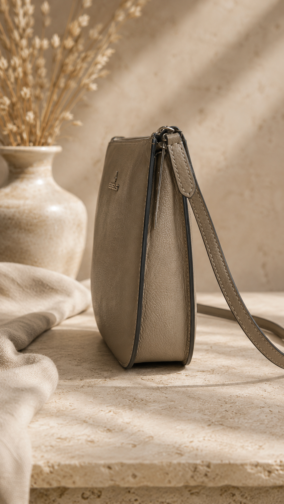 Dune Crossbody